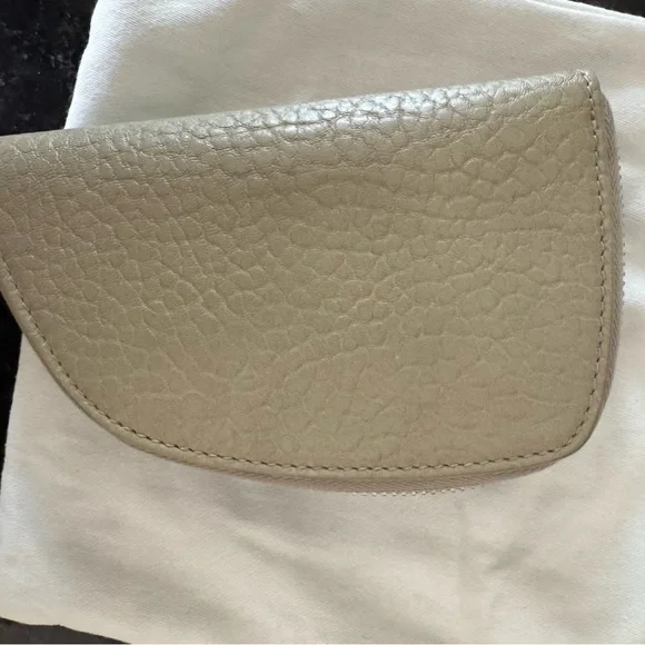 Burberry Leather Wallet Beige Pebbled Zip Pouch Equestrian Knight Logo - Picture 5 of 7